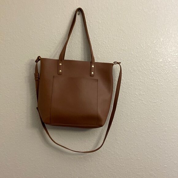 Henny & Lev Danielle Adjustable Crossbody/Shoulder/Tote Leather Gold Hdwre. - Picture 1 of 6